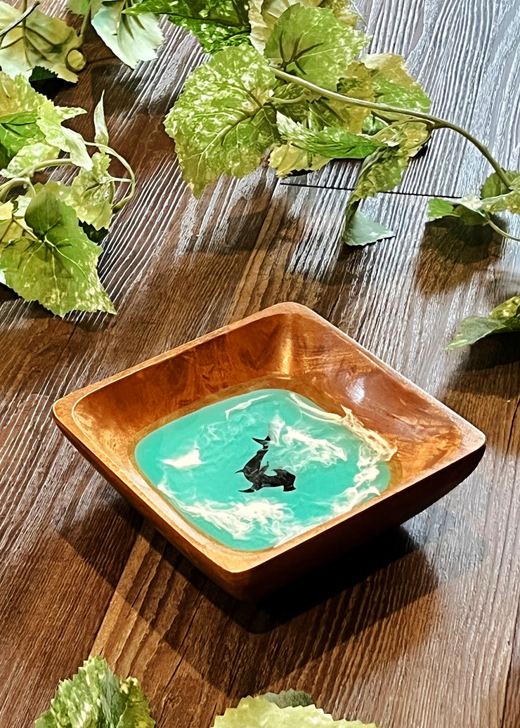 Hammerhead Square Bowl